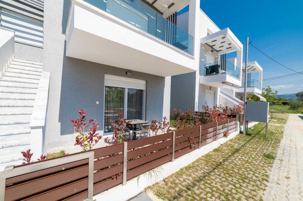 Apartament Kleoniki & Irida Residential Complexes Ofrínion Zewnętrze zdjęcie